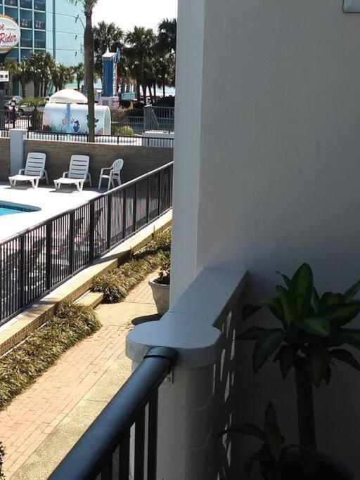 Pool Front & Across From Beach Myrtle Beach Eksteriør billede