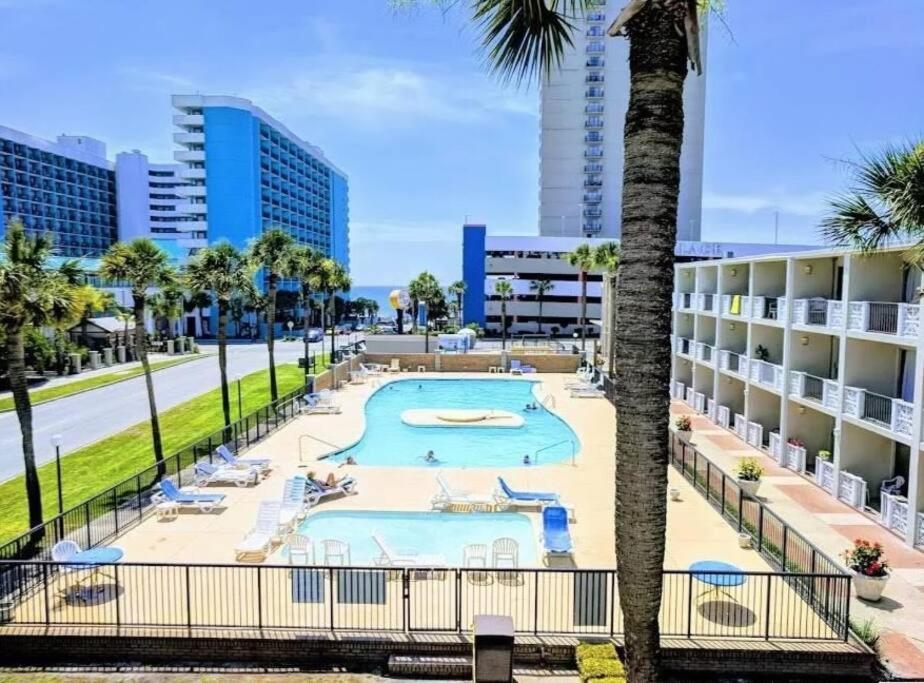 Pool Front & Across From Beach Myrtle Beach Eksteriør billede
